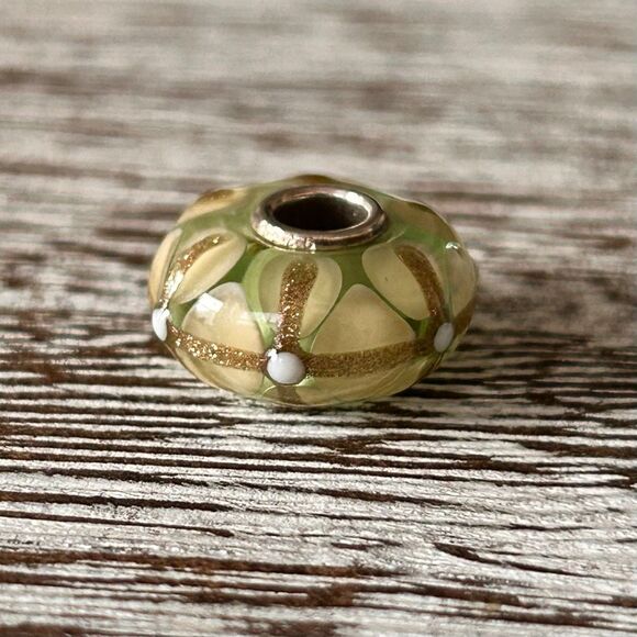 TROLLBEADS Pastel Yellow, Green & Gold Glitter Stained Glass LAA 925S NEW! - Picture 6 of 6